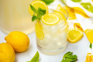 Fresh-Mint-Lemonade-Recipe.jpg
