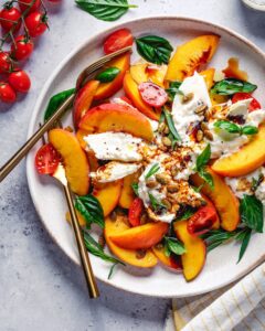 Peach-Burrata-Salad-0010.jpg