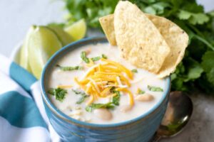 Geriausias greitai paruošiamas baltos vištienos čili receptas