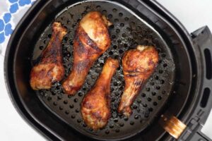 Geriausias oro gruzdintuvės vištienos kojelių receptas