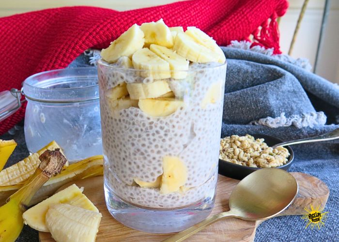 Kreminis BANANŲ CHIA PUDINGAS: skanus, sveikas, veganiškas receptas!