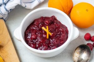 Lengvas spanguolių apelsinų padažo receptas