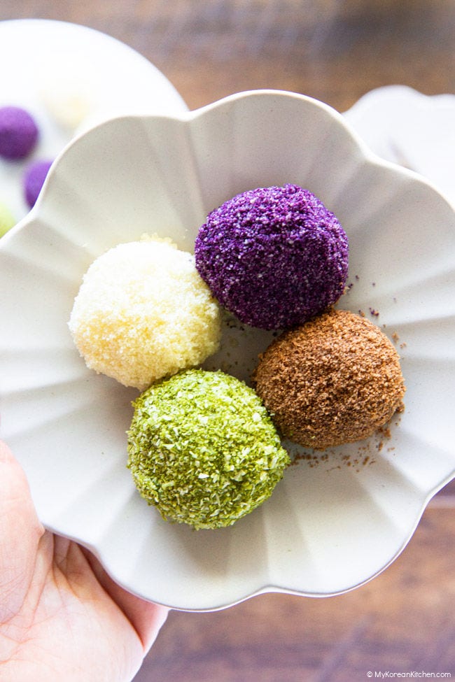 Gyeongdan (Korean Sweet Rice Balls)