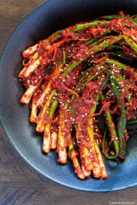 Pa Kimchi (Green Onion Kimchi) - Easy Korean Scallion Kimchi